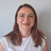 Alexandra Santiago